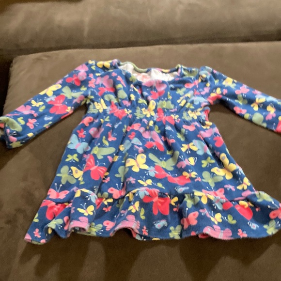 Clearance OshB’gosh girl butterfly top - Picture 1 of 4